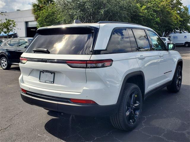 new 2024 Jeep Grand Cherokee car, priced at $36,115