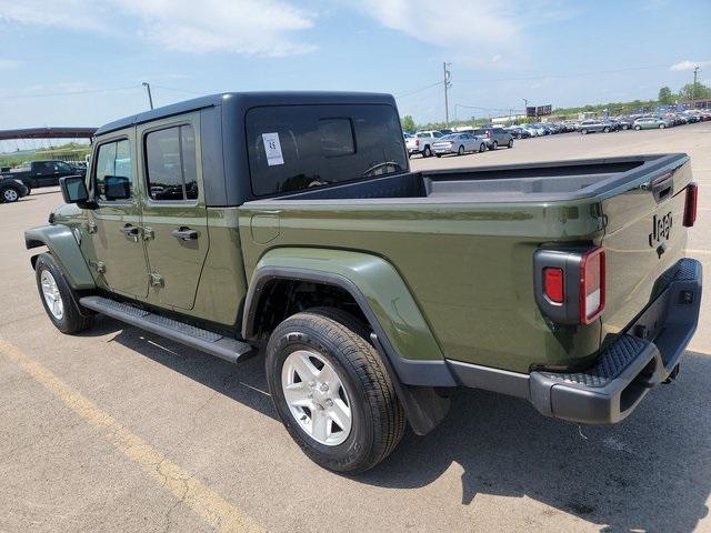 used 2022 Jeep Gladiator car, priced at $30,445