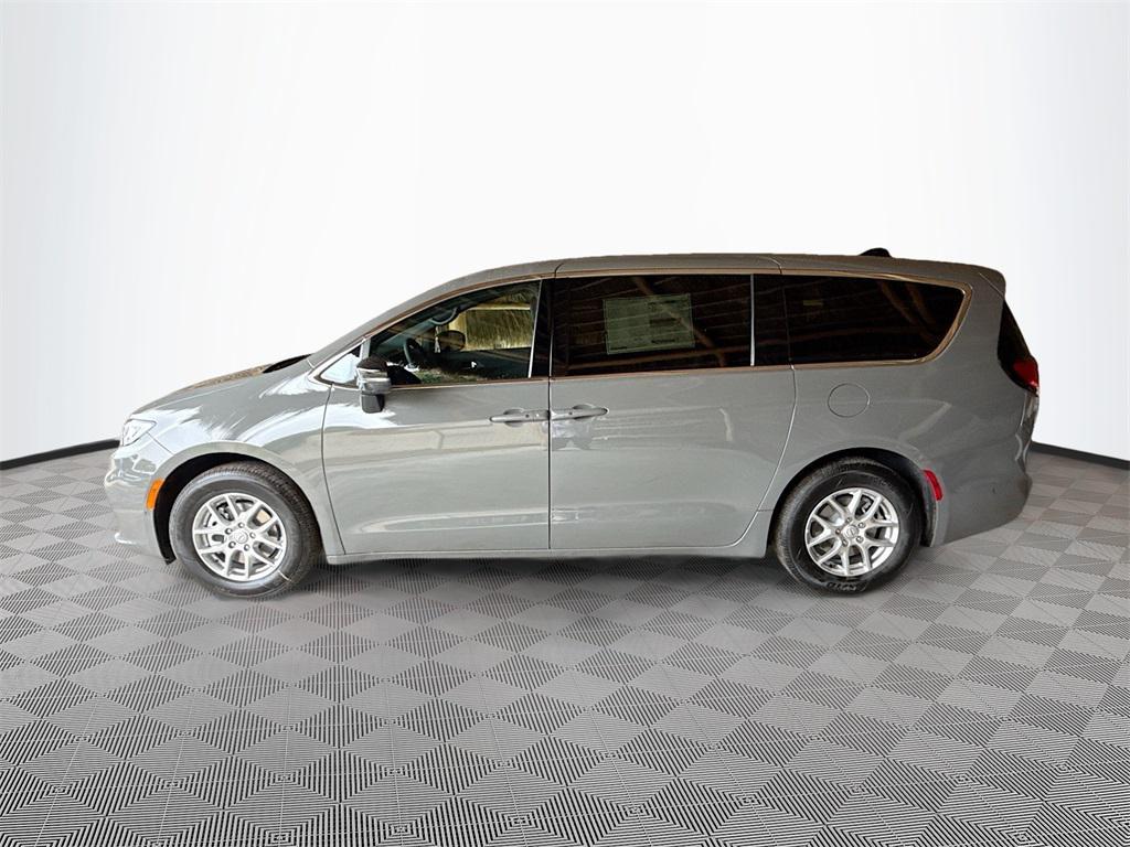 new 2025 Chrysler Pacifica car, priced at $37,454
