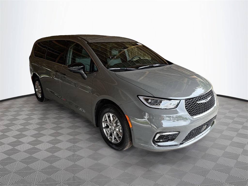 new 2025 Chrysler Pacifica car, priced at $37,454
