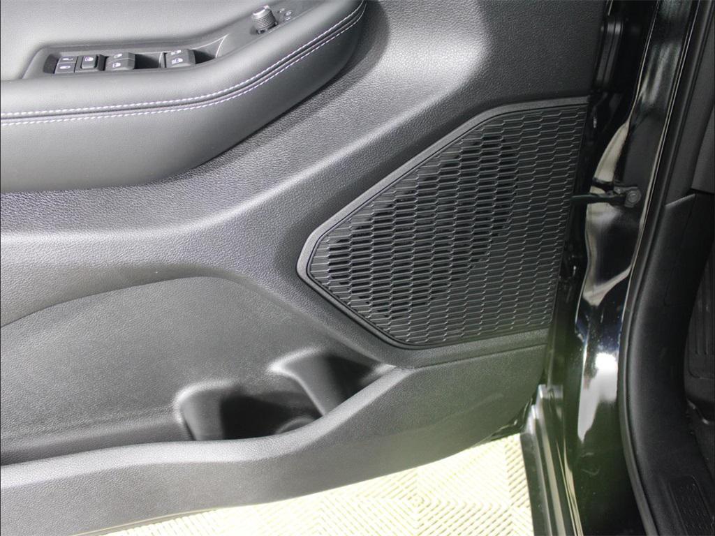 new 2025 Jeep Grand Cherokee car, priced at $38,035