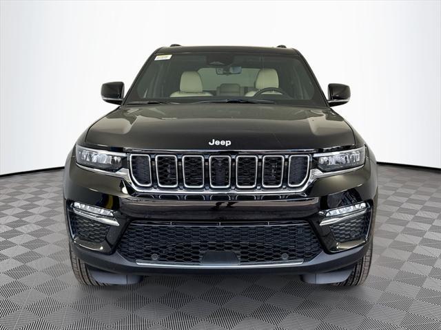 new 2025 Jeep Grand Cherokee car, priced at $42,285
