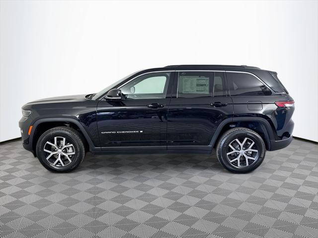 new 2025 Jeep Grand Cherokee car, priced at $39,785