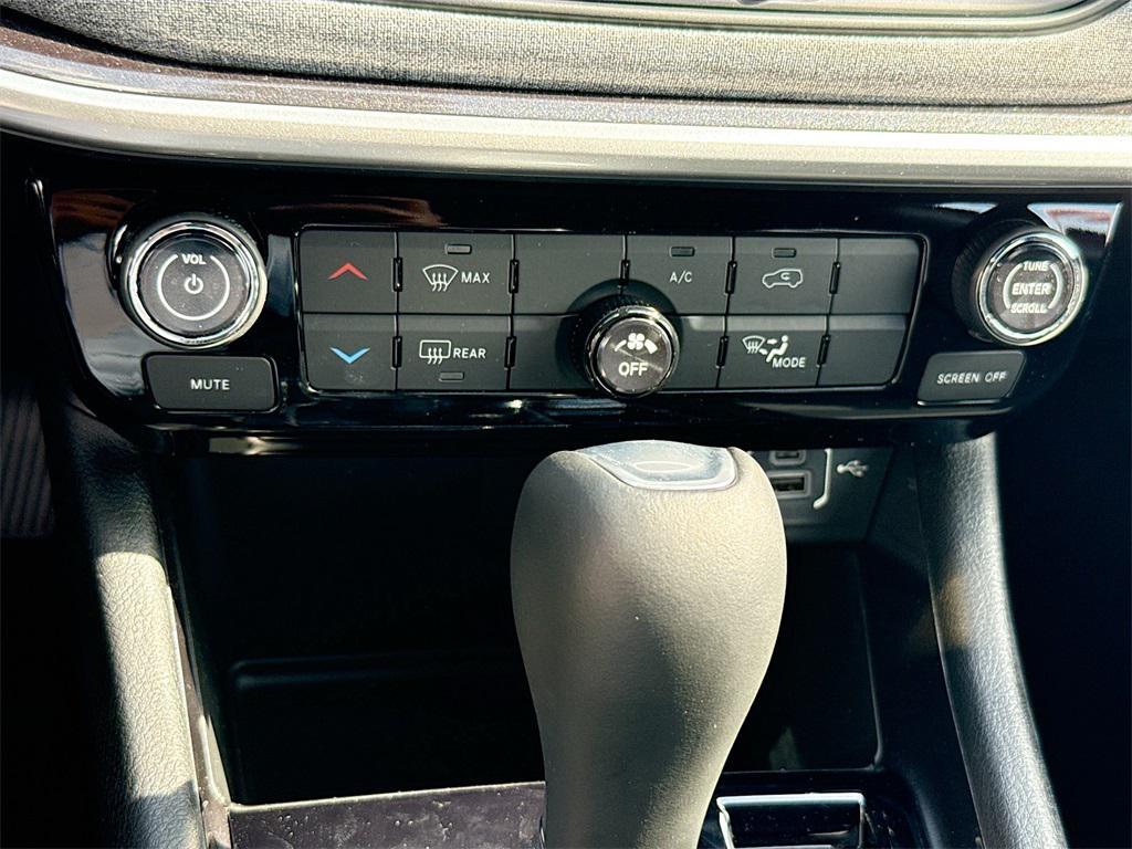 new 2023 Jeep Compass car, priced at $26,509