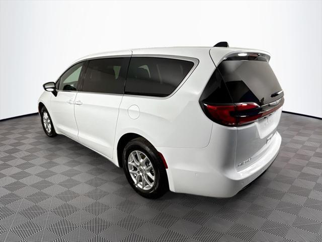 used 2025 Chrysler Pacifica car, priced at $30,740
