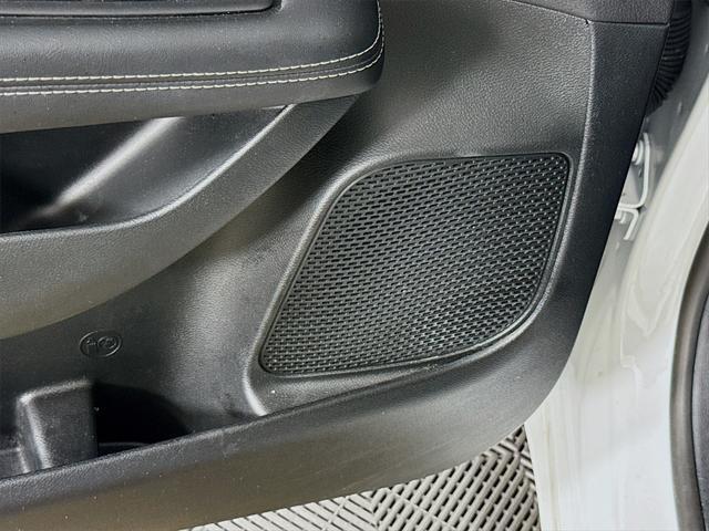 used 2025 Chrysler Pacifica car, priced at $30,740