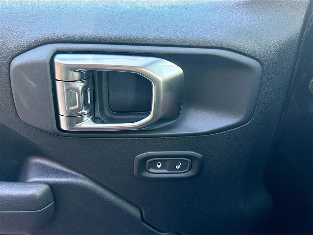 new 2026 Jeep Wrangler car, priced at $35,631