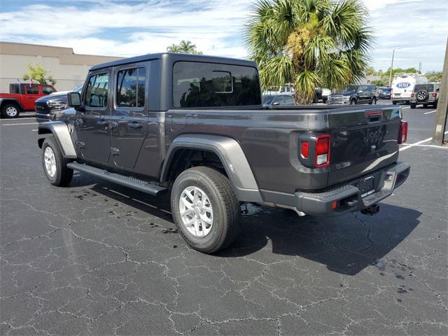 new 2023 Jeep Gladiator car, priced at $35,880