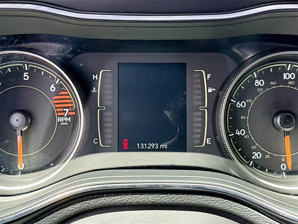 used 2020 Jeep Cherokee car, priced at $8,103
