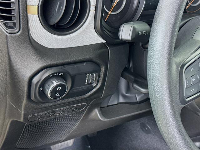 new 2025 Jeep Gladiator car, priced at $32,922