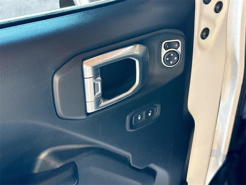 used 2021 Jeep Wrangler car, priced at $15,925