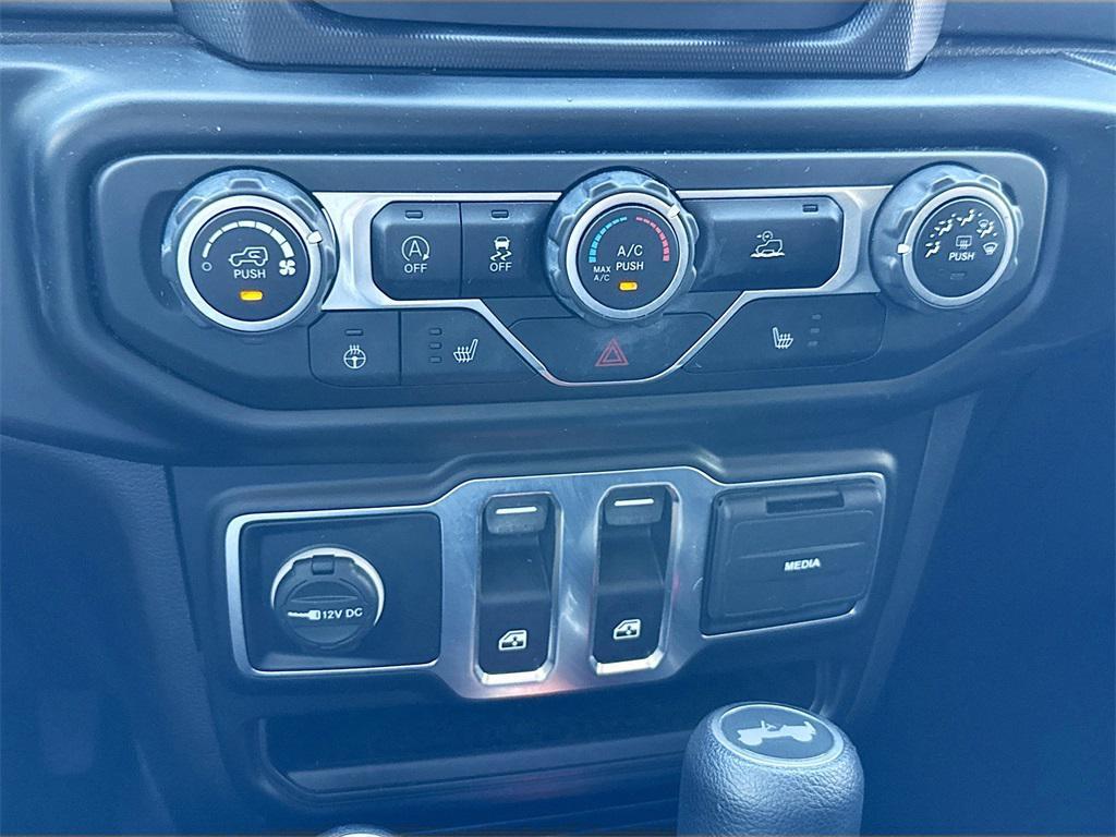 used 2021 Jeep Wrangler car, priced at $15,925