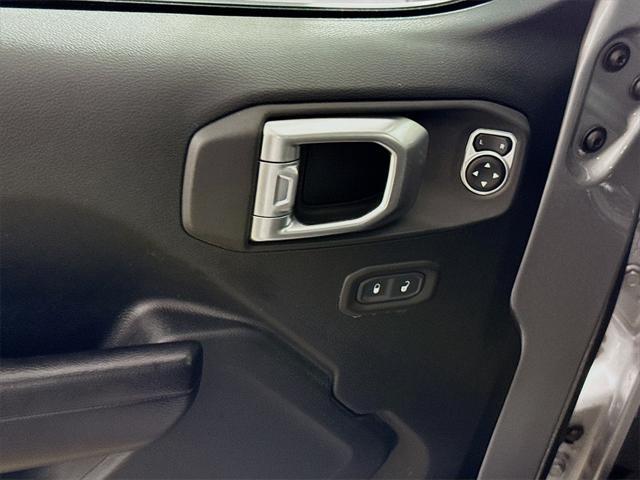 used 2021 Jeep Wrangler Unlimited car, priced at $27,163
