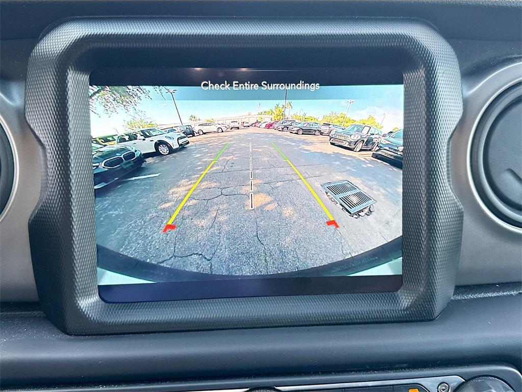 used 2021 Jeep Wrangler Unlimited car, priced at $26,213