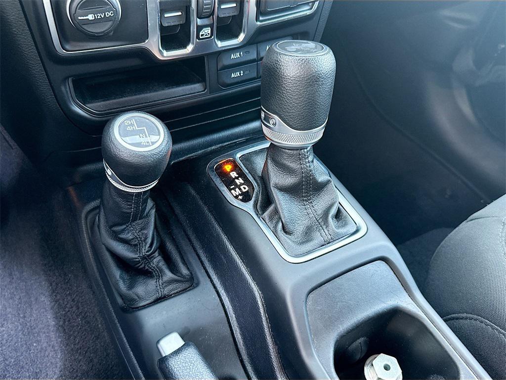 used 2021 Jeep Wrangler Unlimited car, priced at $26,213