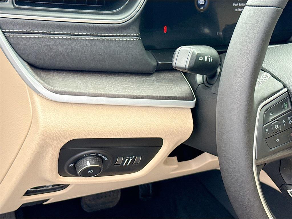 new 2025 Jeep Grand Cherokee L car, priced at $37,069