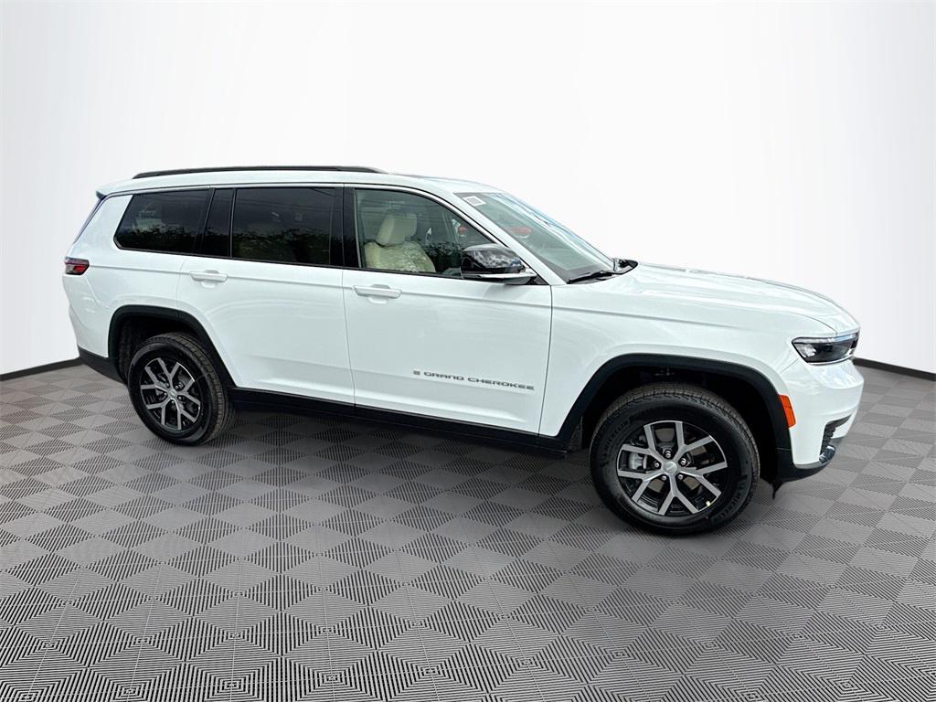 new 2025 Jeep Grand Cherokee L car, priced at $37,069