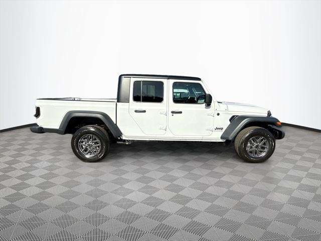 new 2025 Jeep Gladiator car, priced at $35,873