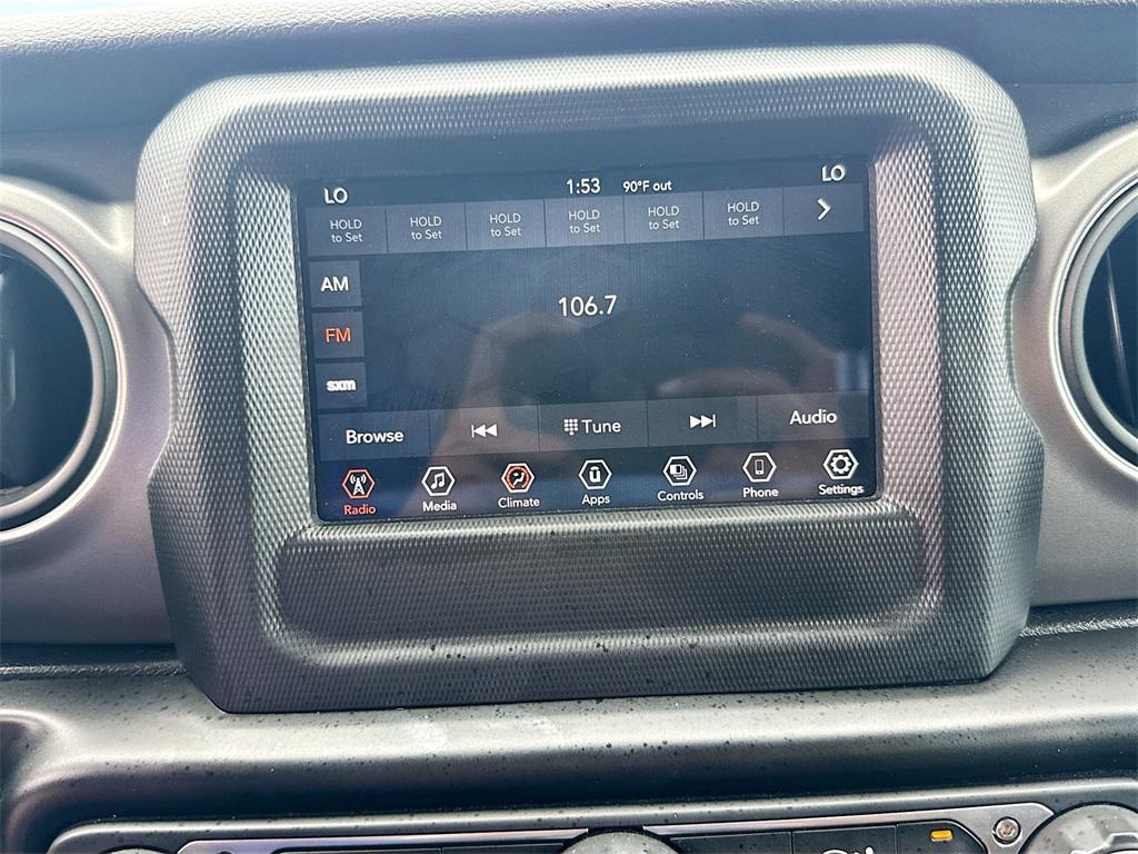 used 2021 Jeep Gladiator car, priced at $27,552