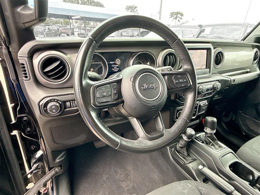 used 2021 Jeep Gladiator car, priced at $27,552