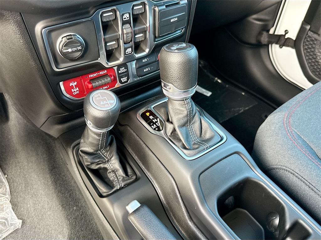 new 2026 Jeep Wrangler car, priced at $47,591