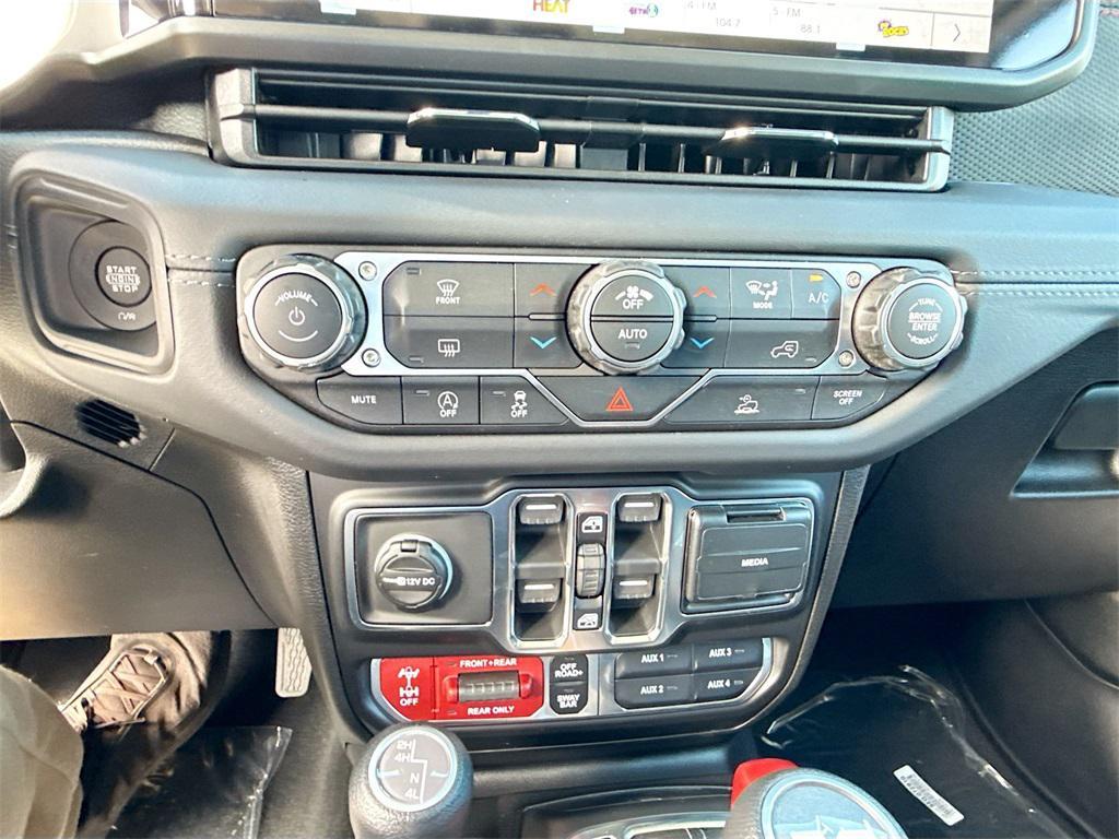 new 2026 Jeep Wrangler car, priced at $47,591