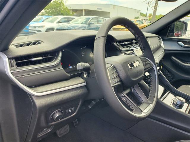 new 2024 Jeep Grand Cherokee L car, priced at $35,713