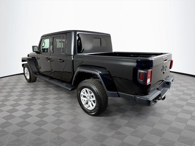 new 2023 Jeep Gladiator car, priced at $32,615