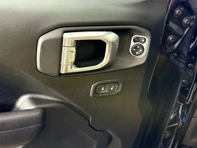 new 2023 Jeep Gladiator car, priced at $32,615