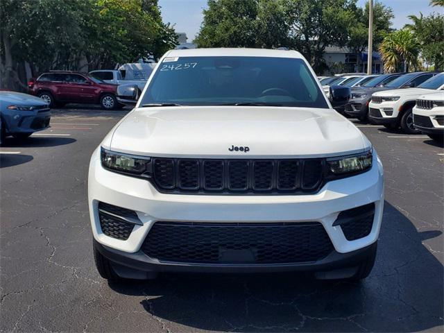 new 2024 Jeep Grand Cherokee car, priced at $35,829