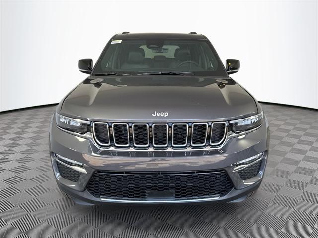 new 2025 Jeep Grand Cherokee car, priced at $37,646