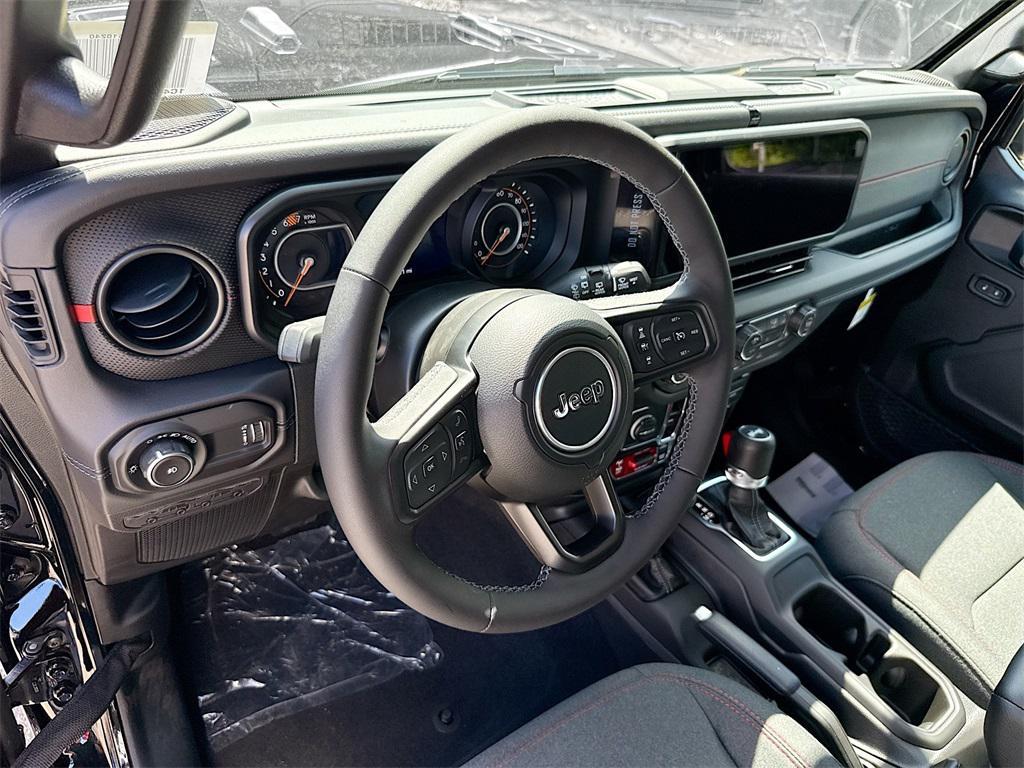 new 2025 Jeep Wrangler car, priced at $48,407