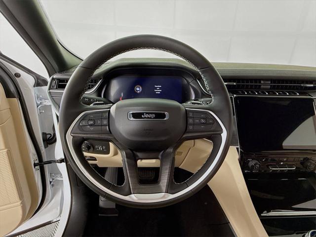 new 2025 Jeep Grand Cherokee car, priced at $37,283