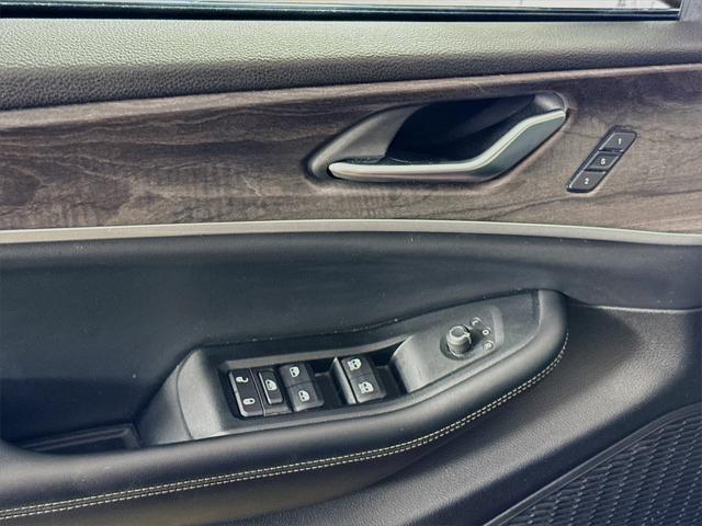 used 2023 Jeep Grand Cherokee L car, priced at $27,968