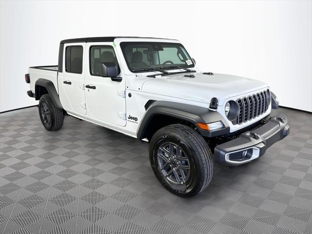 new 2025 Jeep Gladiator car, priced at $35,881