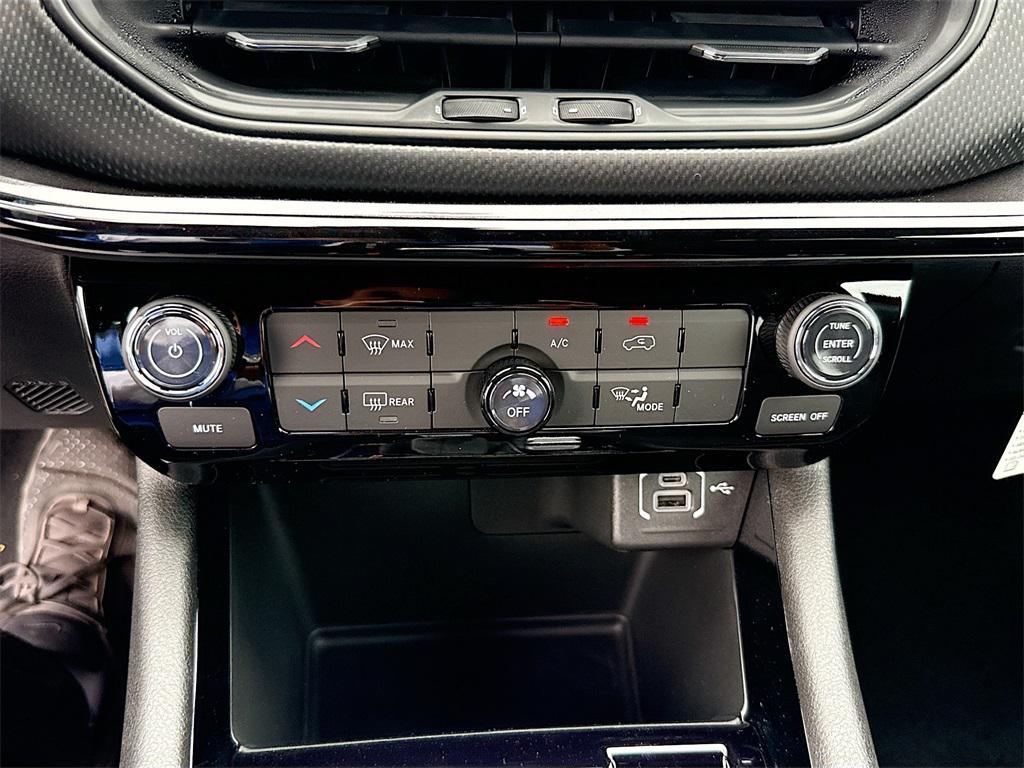 new 2026 Jeep Compass car, priced at $27,290