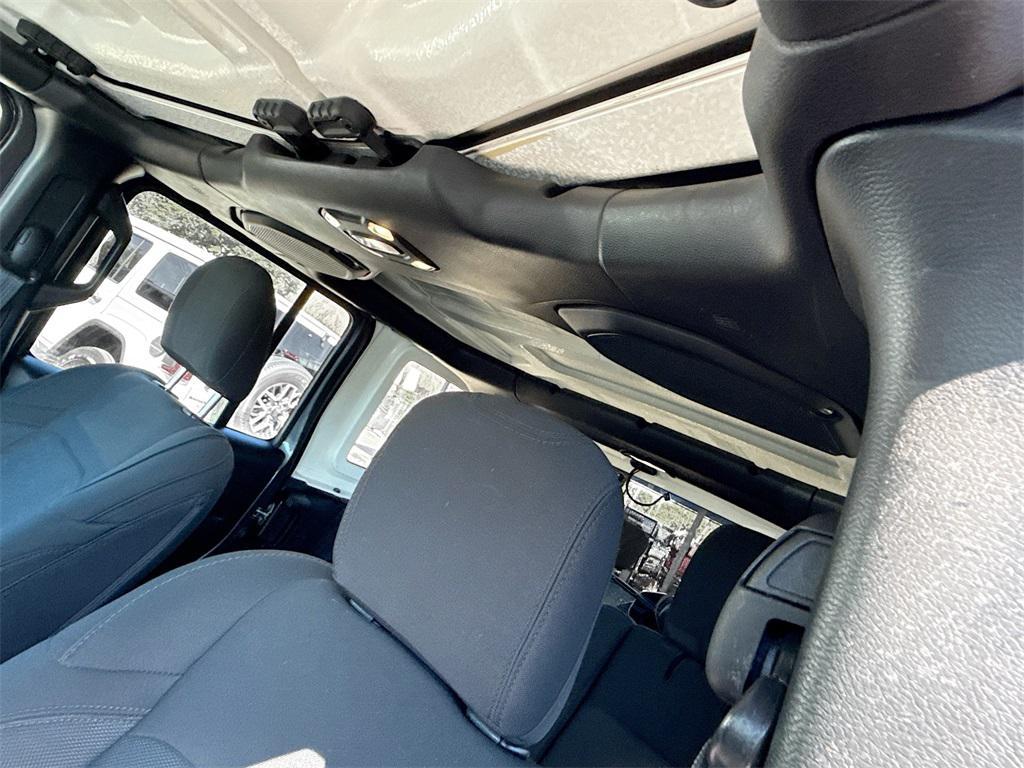 used 2021 Jeep Wrangler Unlimited car, priced at $25,783