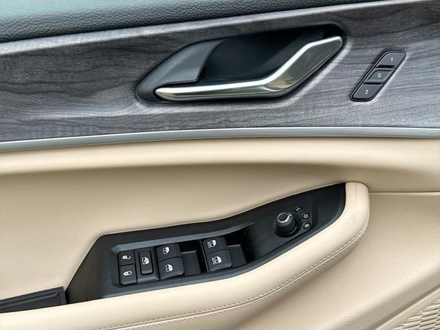 new 2025 Jeep Grand Cherokee car, priced at $39,283