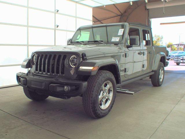 used 2021 Jeep Gladiator car, priced at $27,344