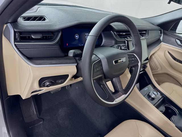 new 2025 Jeep Grand Cherokee L car, priced at $38,477