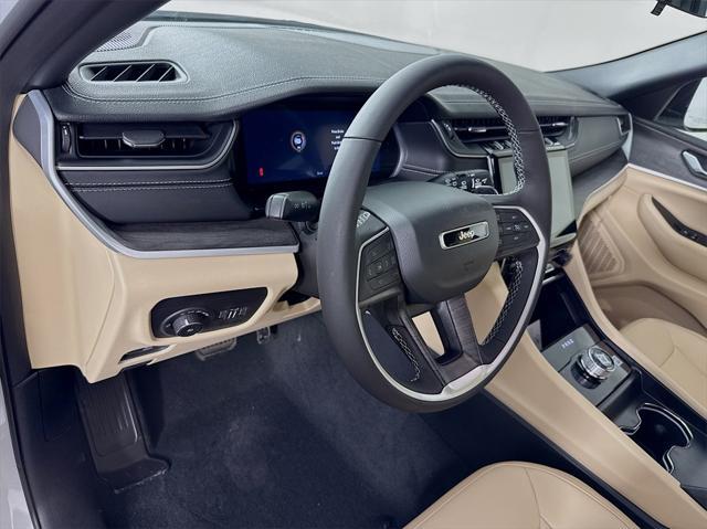 new 2025 Jeep Grand Cherokee L car, priced at $38,730