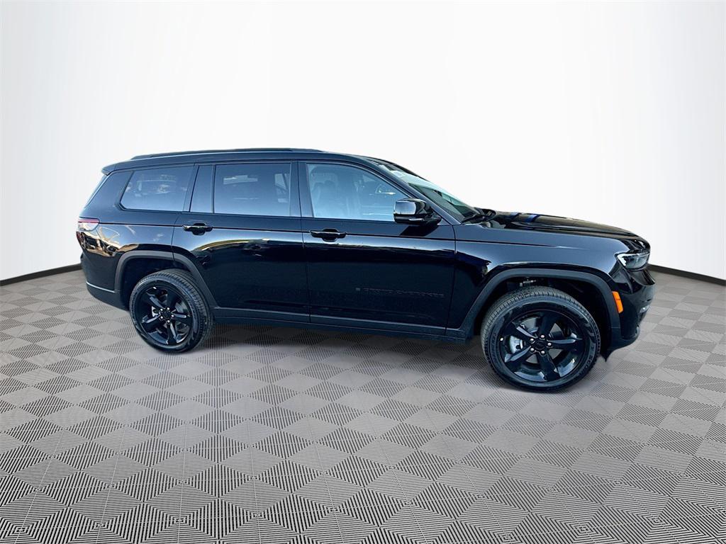 new 2025 Jeep Grand Cherokee L car, priced at $42,130