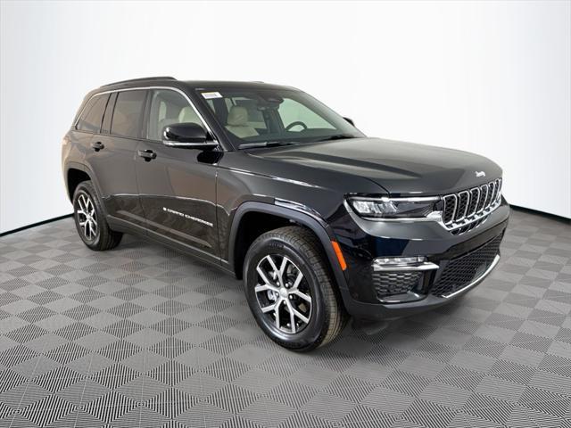 new 2025 Jeep Grand Cherokee car, priced at $42,285