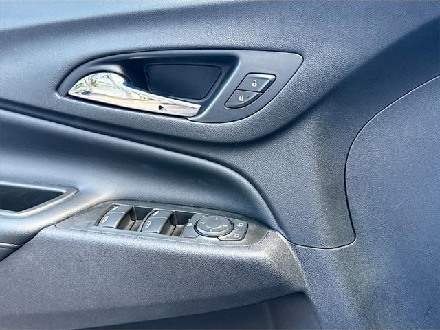 used 2021 Chevrolet Equinox car, priced at $18,007