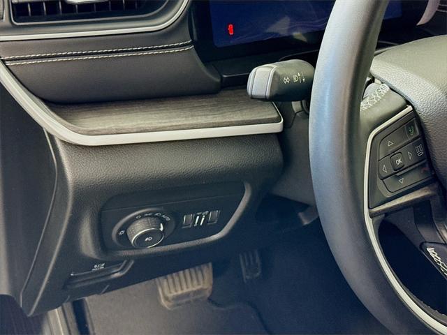used 2023 Jeep Grand Cherokee L car, priced at $25,663