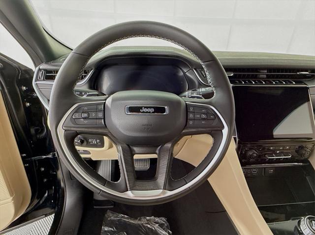 new 2025 Jeep Grand Cherokee car, priced at $40,535