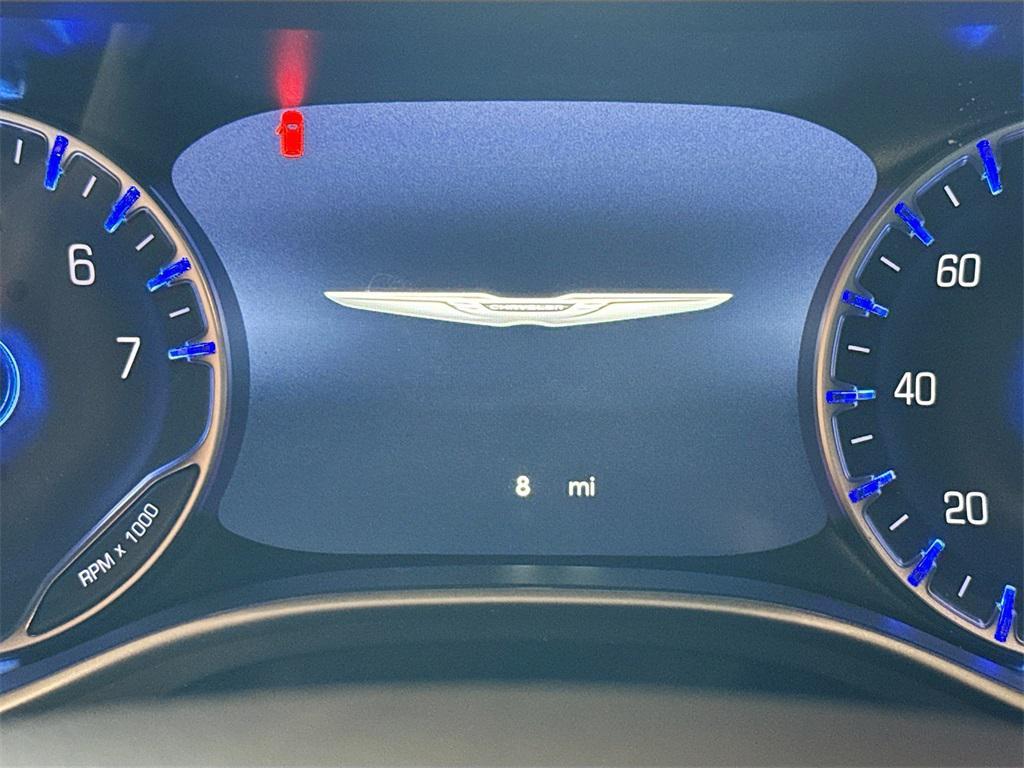 new 2025 Chrysler Pacifica car, priced at $38,673