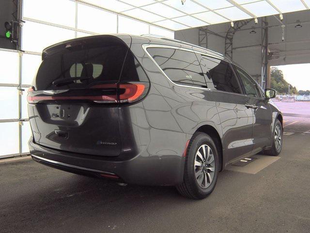 used 2021 Chrysler Pacifica Hybrid car, priced at $19,000