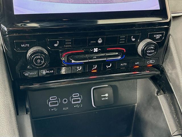 used 2023 Jeep Grand Cherokee L car, priced at $27,126