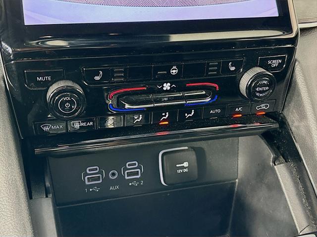 used 2023 Jeep Grand Cherokee L car, priced at $27,277